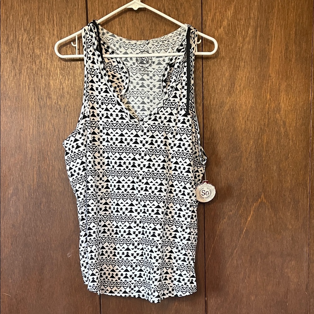 SO Women's Black and White Patterned Tank Top